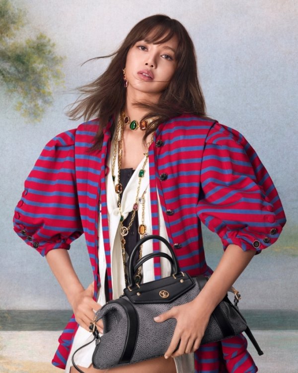 Blackpink từ Lisa để làm lịch 