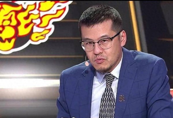 Khuôn mặt bị sưng! Yang Yi: Vì